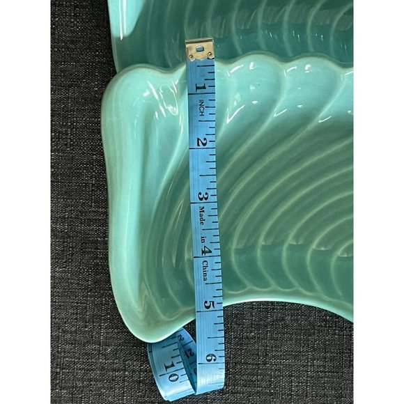 Set of 2 Vintage Maddux of California Pottery Blue Leaf Shaped Dishes 3066 10" - Picture 3 of 6